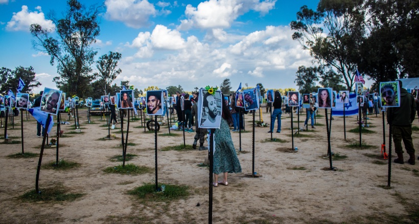 En memoria de los fallecidos el 7 de octubre